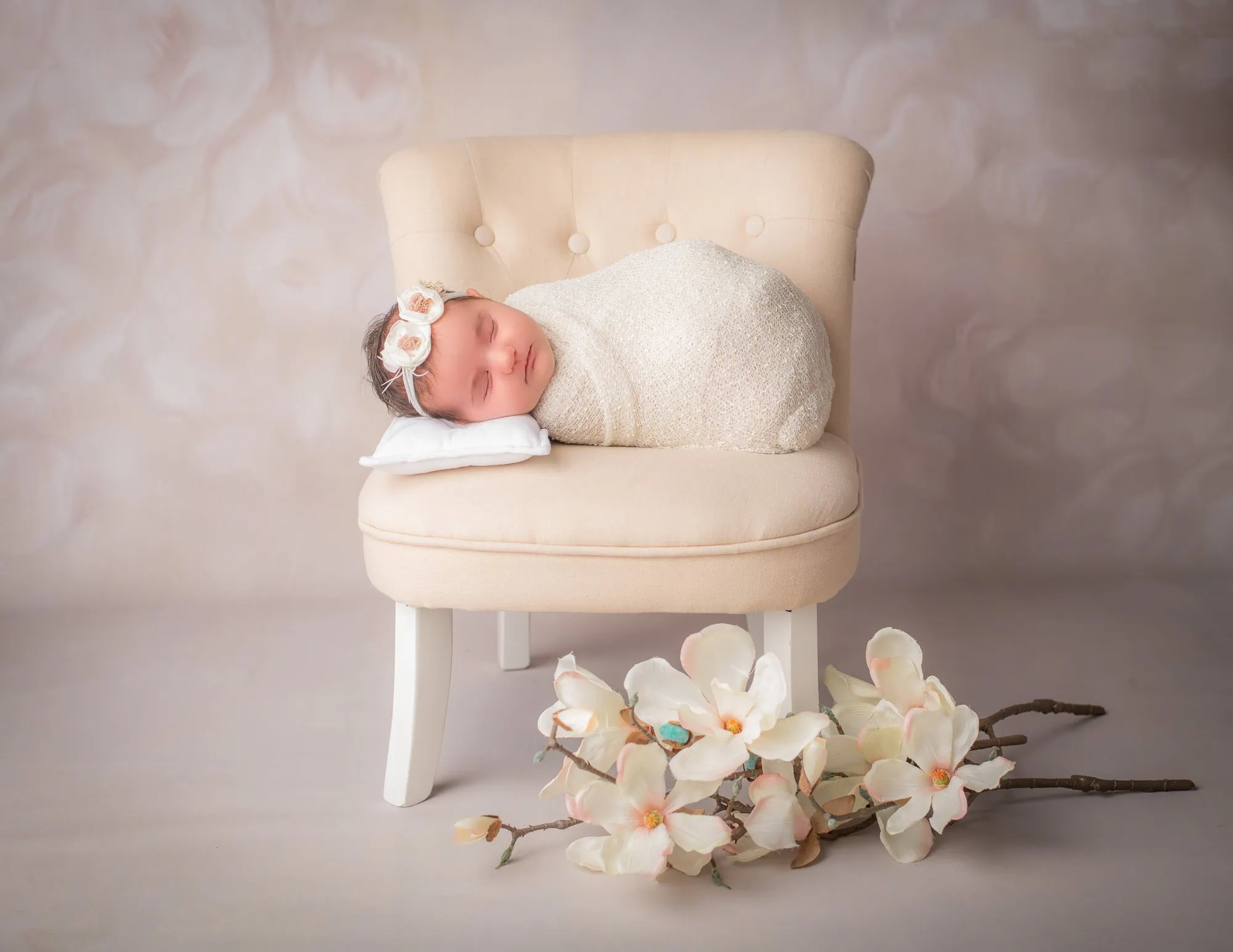 Babyfotos Mainz, Babyfotos Frankfurt, Babyfotos Darmstadt, Babyfotos Wiesbaden, Neugeborenen Fotoshooting Frankfurt, Newborn-Fotografie, Neugeborenenshooting Frankfurt, Neugeborenenshooting Mainz, Neugeborenenshooting Wiesbaden, Babygalerie Darmstadt, Babygalerie Frankfurt, Fotografin Frankfurt, Fotografie Frankfurt, Familienfotograf Frankfurt und Umgebung, Familienfotografie Frankfurt und Umgebung, Familienfotos Frankfurt, Familienfotos Wiesbaden, Familienshooting Frankfurt, Familienshooting Mainz, Familienshooting Wiesbaden, Claudia Cullom, Fotostudio